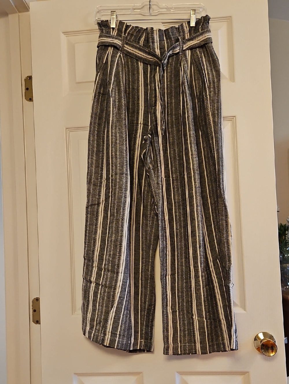 Banana Republic Black & White Striped Paperbag-Waist Wide Leg Linen Pants
